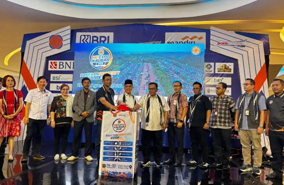 Wakil Bupati Kubu Raya Sukiryanto menyampaikan komitmen mendukung pembangunan rumah subsidi dalam REI Kalbar Expo 2026. (Foto: Prokopim KKR)