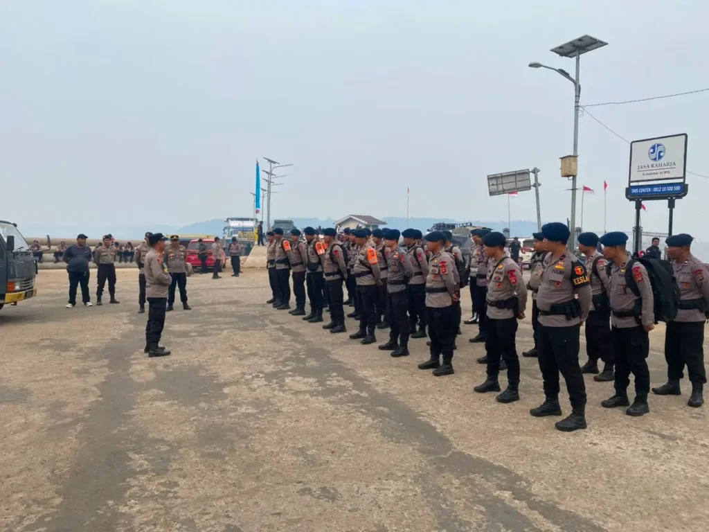 30 personel Brimob Polda Bali tiba untuk memperkuat penanganan karhutla di Kayong Utara. (Foto: Res-KKU)