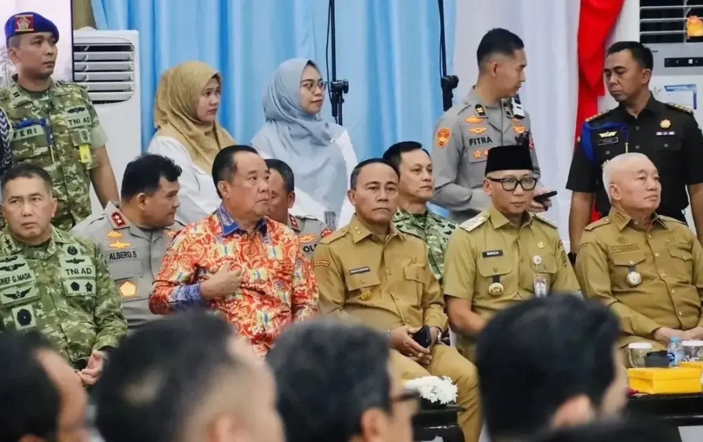 Wagub Kalbar Krisantus Kurniawan saat menghadiri rapat koordinasi penanggulangan puncak karhutla 2026 di Jakarta.