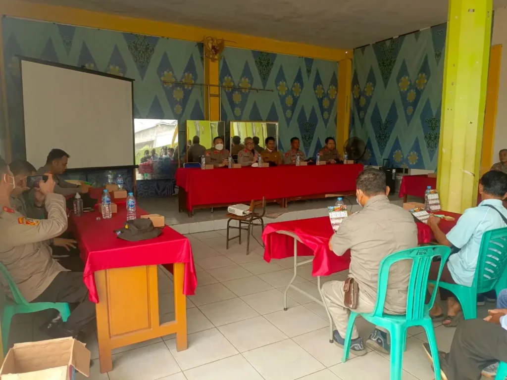 Edukasi pencegahan karhutla kepada warga Kubu Raya. (Res-KKR)