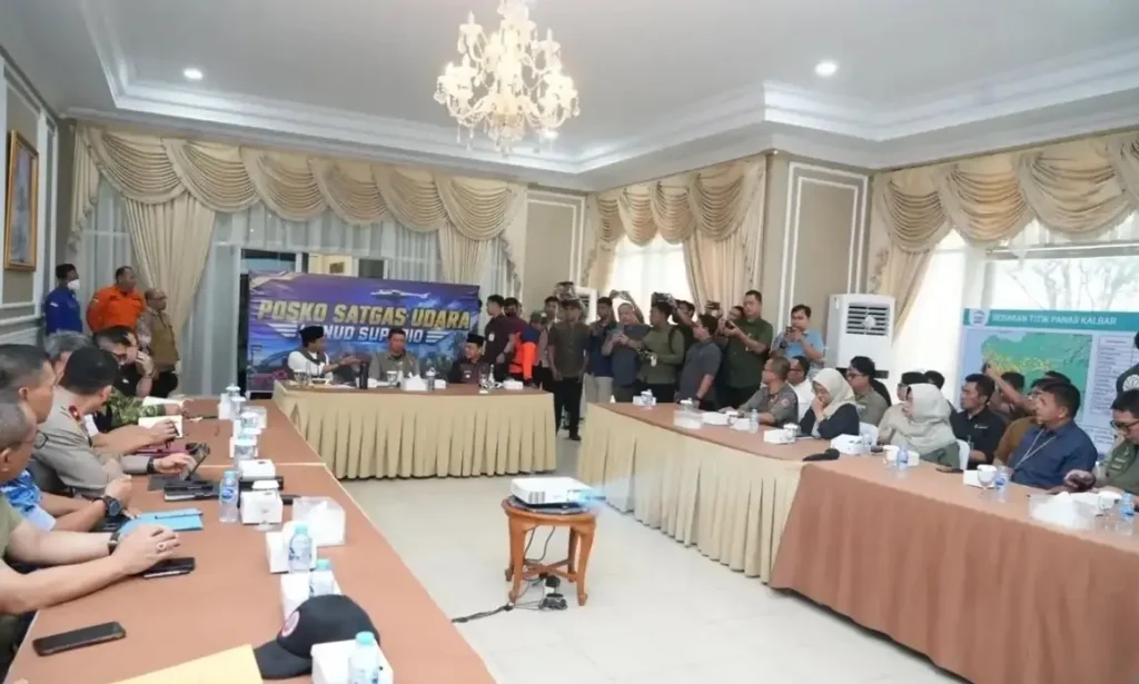 Rapat koordinasi penanganan karhutla di Pontianak, Kalbar, Jumat (4/9/2026).