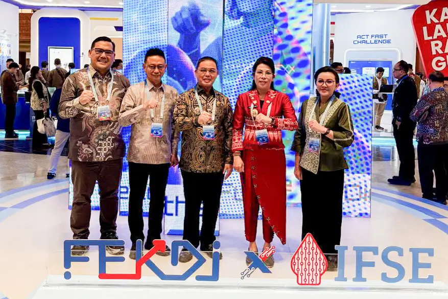 Pemprov Kalbar menerima penghargaan TPID Provinsi Berkinerja Terbaik 2026 di Jakarta.