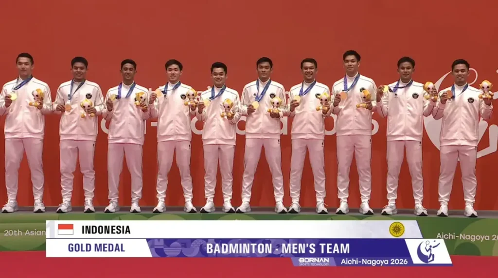 Tim bulu tangkis beregu putra Indonesia meraih emas pertama Asian Games 2026. (Foto: instagram.com/badmintalk_com)