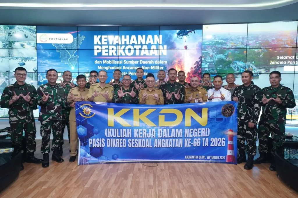 Perwira Siswa Seskoal Angkatan ke-66 mengikuti KKDN tentang penanganan karhutla di Pontianak.