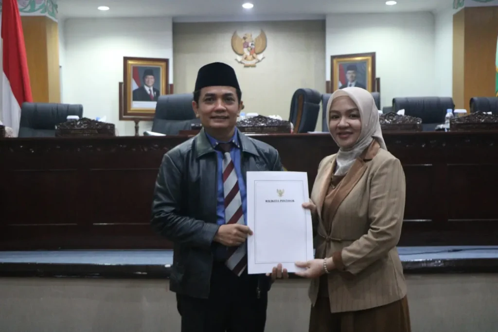 Wakil Wali Kota Pontianak Bahasan menyampaikan hasil pembahasan Perubahan APBD Pontianak 2026.