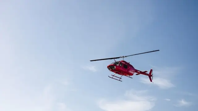 Ilustrasi - Helikopter layanan Dokter Terbang Kementerian Kesehatan Malaysia yang mengalami kecelakaan saat hendak mendarat di Long Lellang, Sarawak. (Foto: unsplash.com/@isaacbenhesed)