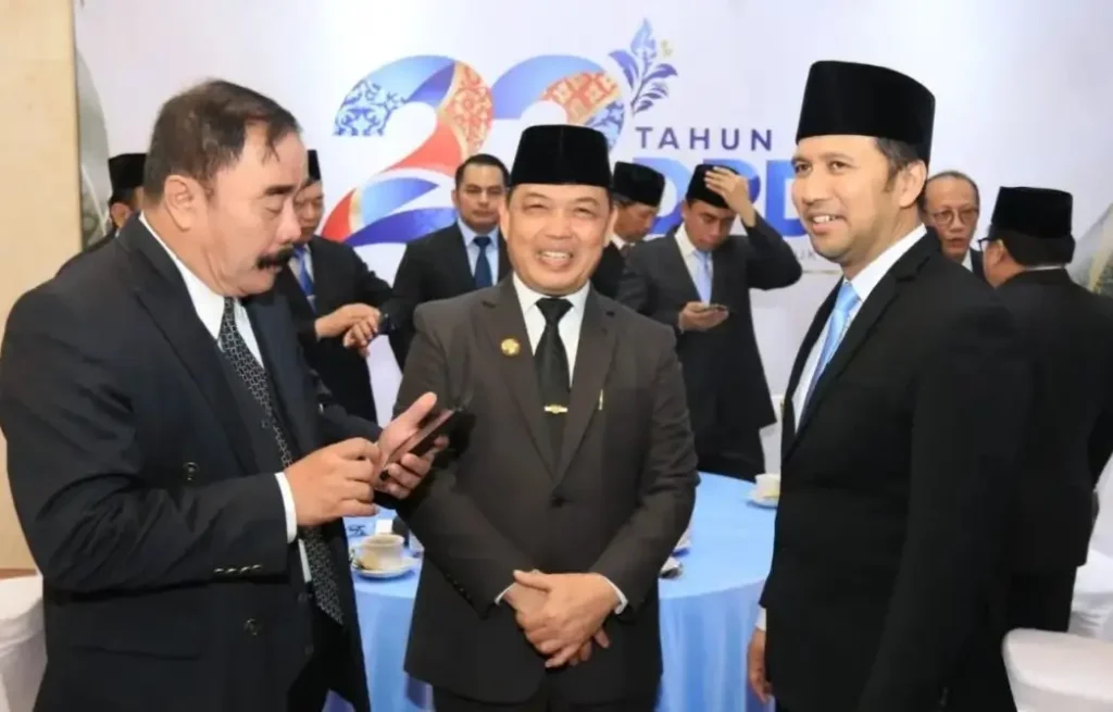 Gubernur Kalbar Ria Norsan menghadiri Sidang Paripurna Luar Biasa DPD RI di Kompleks Parlemen Senayan, Jakarta.