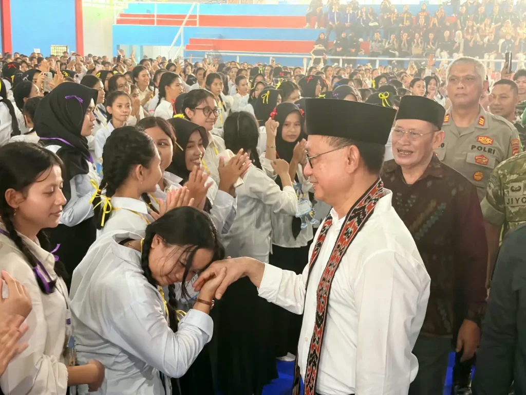 Wali Kota Pontianak Edi Rusdi Kamtono saat membuka PKKMB Universitas PGRI Pontianak, Sabtu (3/10/2026).