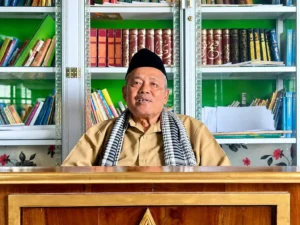 Pengasuh Yayasan Darut Thalibin, KH Muhajir Alwi mengajak para santri untuk senantiasa menjadi pribadi yang bermanfaat di Hari Santri. (Ist)