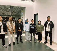 Remaja korban TPPO asal Bandung saat tiba di Bandara Soekarno-Hatta setelah dipulangkan dari Kamboja. (Humas Polri)