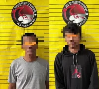 Polisi Polres Landak mengamankan dua terduga pengedar sabu di Dusun Dengoan Ngabang beserta barang bukti 1,18 gram.