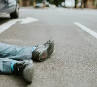 Ilustrasi - Truk tangki terjun ke Sungai Seberu di Silat Hilir setelah menabrak pembatas jembatan, sopir meninggal dunia.