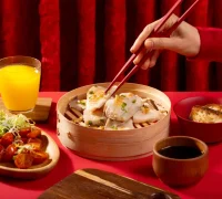 Ilustrasi - Hidangan makanan khas Imlek 2026.