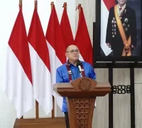 Asisten II Sekda Provinsi Kalbar Ignasius IK membuka Rapat Koordinasi PPID se-Kalimantan Barat Tahun 2025 di Balai Petitih, Kantor Gubernur Kalbar. (MC Kalbar)