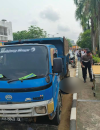 Kecelakaan mobil Toyota dan sepeda motor Yamaha Freego di Jalan Jenderal Sudirman, depan Balai Betomu Sanggau, yang menewaskan pengendara lansia. (foto: Res-Sgu)