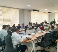Rapat koordinasi pembahasan rencana pembangunan Jalan Tol Supadio menuju Pelabuhan Kijing di Kantor Bapperida Kalbar.