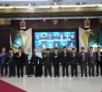 Gubernur Ria Norsan melantik Dewan Pendidikan Kalimantan Barat periode 2025–2030 di Pendopo Gubernur Kalbar, (MC Kalbar)