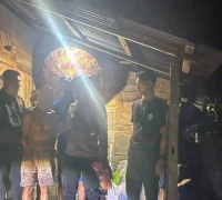 Polisi mengamankan terduga pelaku penganiayaan terhadap seorang lansia di Kecamatan Meliau, Kabupaten Sanggau.