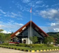 Border Jagoi Babang yang telah disiapkan pemerintah Indonesia untuk berdampingan dengan Border Serikin.