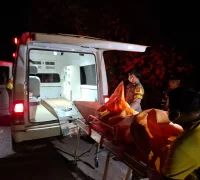 Polisi melakukan olah TKP setelah pria ditemukan meninggal di bawah Jembatan Sebalang Kapuas Hulu.