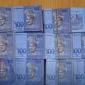 Uang Ringgit Malaysia senilai RM 90.000 yang diamankan Bea Cukai Sintete dalam penindakan pembawaan uang tunai tanpa laporan resmi di PLBN Aruk, Kabupaten Sambas. (Foto: Bea Cukai Sintete)