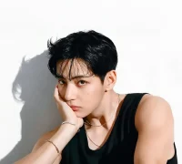 V BTS Kim Tae-hyung beli apartemen mewah di Cheongdam-dong Seoul senilai Rp168,4 miliar V BTS Kim Tae-hyung beli apartemen mewah di Cheongdam-dong Seoul senilai Rp168,4 miliar. (instagram.com/thv)