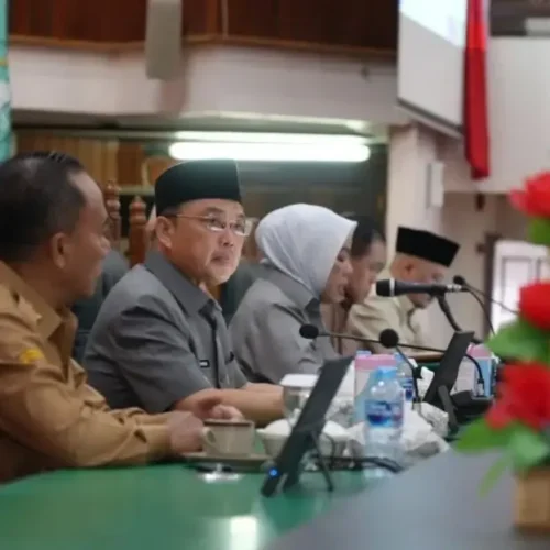 Gubernur Kalimantan Barat Ria Norsan menyampaikan laporan pertanggungjawaban APBD 2025 dalam rapat paripurna DPRD Kalbar di Pontianak.
