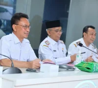 Wali Kota Pontianak Edi Rusdi Kamtono memimpin Rakor APEKSI Komwil V terkait bantuan bencana. (Prokopim)