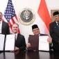 Menko Perekonomian Airlangga Hartarto saat menandatangani Agreement on Reciprocal Trade di Washington DC.