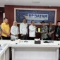 Bupati Kubu Raya Sujiwo melakukan kunjungan ke BP Batam untuk mempelajari pengelolaan sistem air bersih.