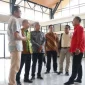 Wakil Gubernur Kalbar Krisantus Kurniawan meninjau pembangunan terminal baru Bandara Rahadi Oesman di Kabupaten Ketapang.
