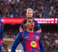 Pemain Barcelona merayakan gol ke gawang Mallorca pada laga LaLiga di Estadi Olímpic.