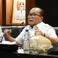 Bupati Kubu Raya Sujiwo memimpin rapat pembentukan misi kemanusiaan bedah rumah warga tidak layak huni.