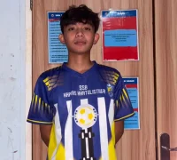 Benediktus Damar Banua, pemain binaan SSB Kapuas Khatulistiwa yang kini berlatih di Akademi Persija, menjadi satu-satunya wakil Kalimantan Barat dalam seleksi Timnas Indonesia U-16 di IKN.