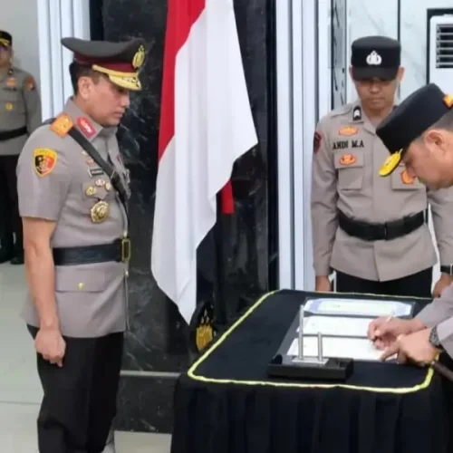 Kapolda Kalbar Irjen Pol Pipit Rismanto memimpin sertijab Wakapolda Kalbar di Balai Kemitraan Polda Kalbar, Jumat (6/2/2026).