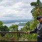 Bupati Kubu Raya Sujiwo meninjau kawasan Bukit Lalang di Batu Ampar yang akan dikembangkan menjadi destinasi wisata unggulan.