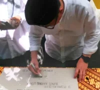 Bupati Kayong Utara Romi Wijaya meresmikan Pondok Sepuh di Seponti, (12/04/2026).