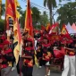 Suasana meriah perayaan Cap Go Meh 2026 di Singkawang dengan parade Tatung dan ribuan warga memenuhi sepanjang jalan kota.
