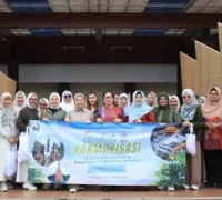 Pengurus Dekranasda Kalbar menyambut kunjungan Wanita Patra PT Pertamina Patra Niaga di Galeri Dekranasda Kalbar.
