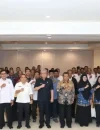 Sekda Kalbar Harisson saat menghadiri rapat penataan desa tahun 2026 di Pontianak, Rabu (17/6/2026).