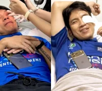 Deddy Mahendra Desta menjalani perawatan setelah mengalami cedera mata akibat terkena bola saat bermain padel.