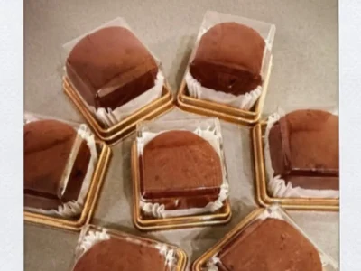 Dujjong-ku kue kenyal Dubai viral di Korea Selatan dengan isian pistachio dan marshmallow. (instagram.com/yoona__lim)