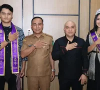 Duta budaya kalbar Wakil Gubernur Kalbar Krisantus Kurniawan bersama duta budaya Kalbar Putra Putri Budaya Indonesia 2025. (adpim.provkalbar)