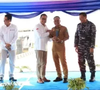 Wagub Kalbar Krisantus Kurniawan melepas Ekspedisi Rupiah Berdaulat 2026 di Pontianak.