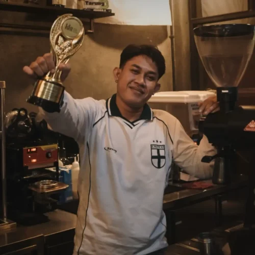 Farhan Dirga barista Segitiga Coffee asal Kalbar meraih Juara 3 Cangkir Barista Championship 2026.