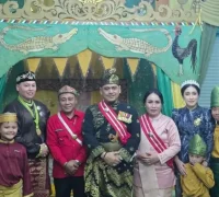 Wagub Kalbar Krisantus Kurniawan menghadiri penutupan Festival Robo-Robo 2026 di Keraton Amantubillah Mempawah.