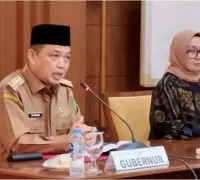 Gubernur Kalbar Ria Norsan, transparansi keuangan daerah Gubernur Kalbar Ria Norsan saat sampaikan komitmen transparansi keuangan daerah bersama BPK di Pontianak. (instagram.com/rianorsan.id)