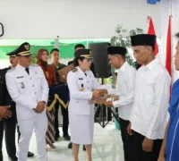 Lapas Kelas IIB Singkawang Lembaga Pemasyarakatan (Lapas) Kelas IIB Singkawang memberikan remisi kepada ratusan warga binaan, Minggu (17/8), dalam rangka HUT ke-80 RI. (mediacenter.singkawangkota.go.id)