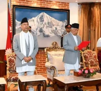 Presiden Nepal Ramchandra Paudel dan Sushila Karki usai pengumuman pembubaran parlemen Presiden Nepal Ramchandra Paudel dan Sushila Karki usai pengumuman pembubaran parlemen. (x.com/Victor1507Z)