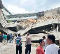 G2RNKnibUAAzQMI Bangunan Pondok Pesantren Al-Khoziny di Sidoarjo yang roboh. (x.com/na_dirs)